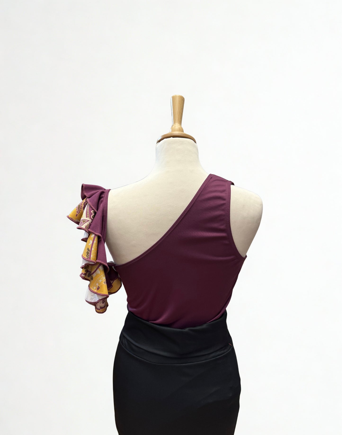 CUERPO FLAMENCO BURDEOS