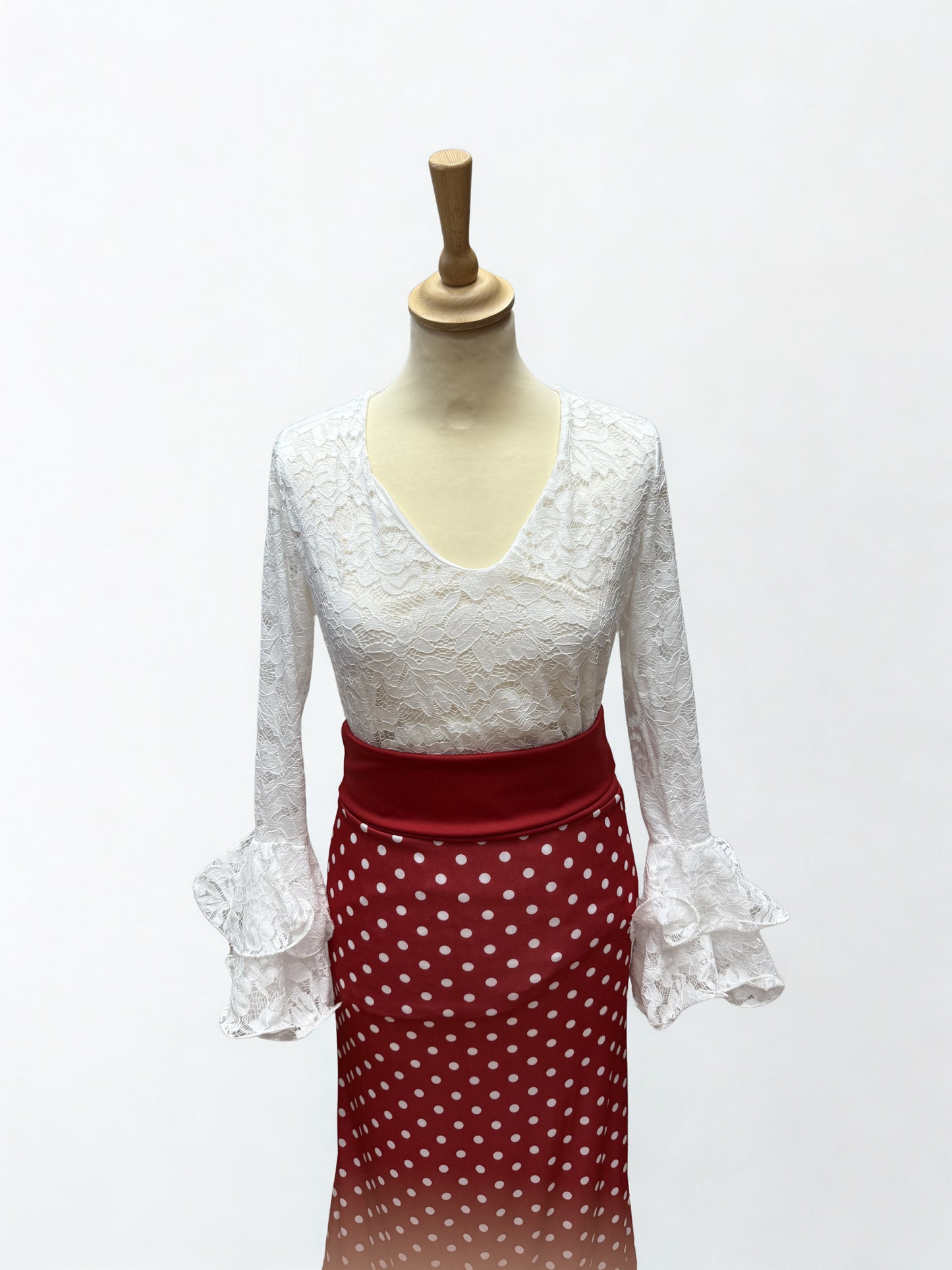 BLUSA FLAMENCA BLANCA EN ENCAJE