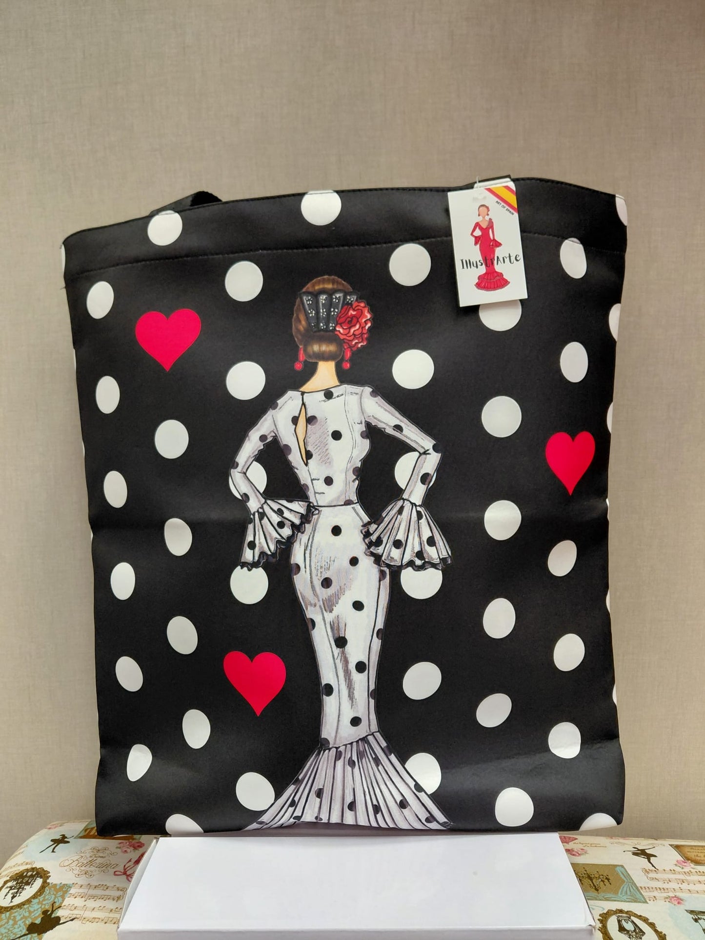 BOLSA TOTE CON ESTAMPADO DE FLAMENCA DE ILUSTARTE®
