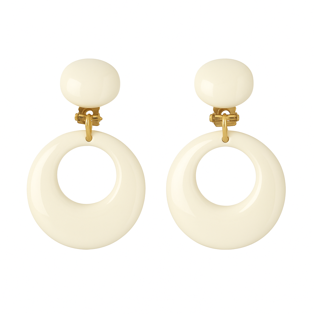 PENDIENTES REDONDOS EN BLANCO PERLA