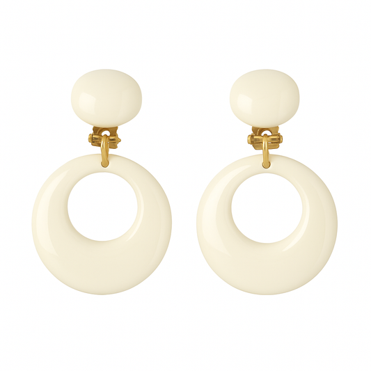 PENDIENTES REDONDOS EN BLANCO PERLA