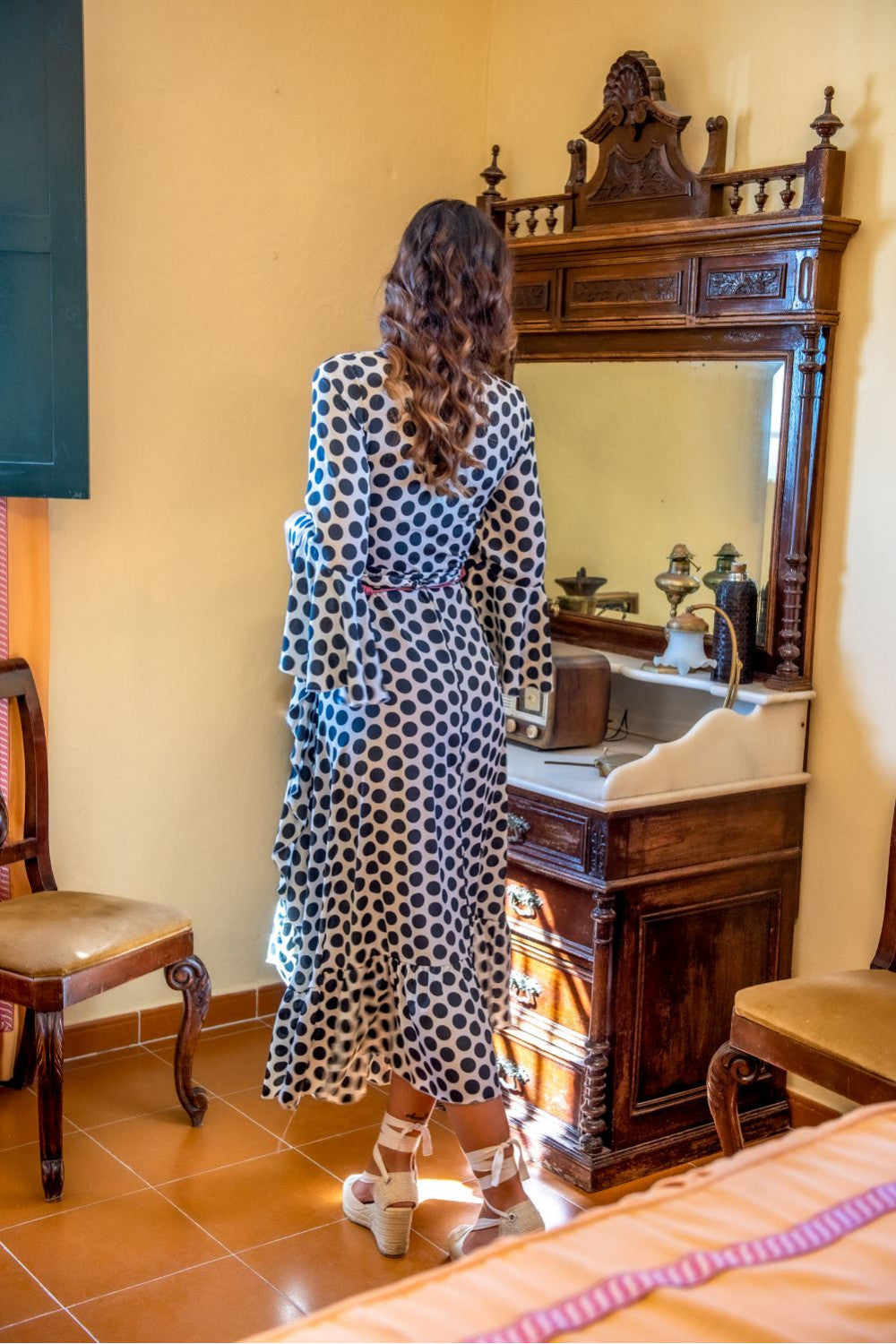 VESTIDO SOLERA DE LUNARES TALLA M