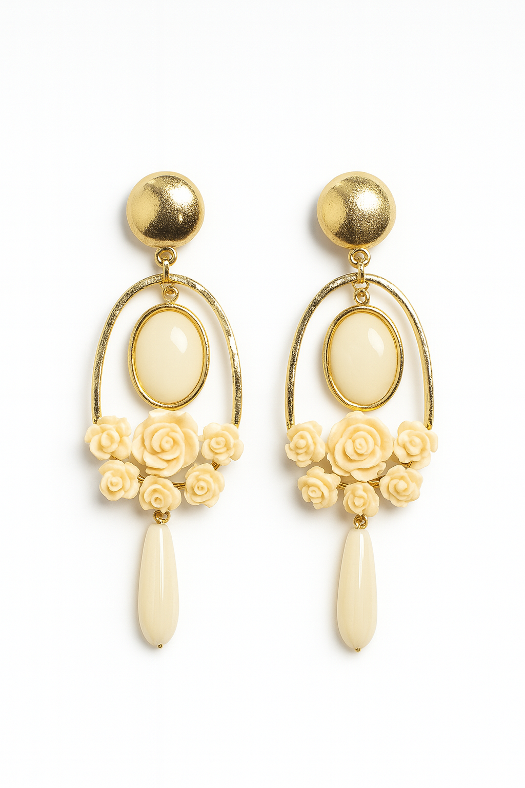 PENDIENTES CON MOTIVO DE ROSAS EN DORADO Y BLANCO PERLA