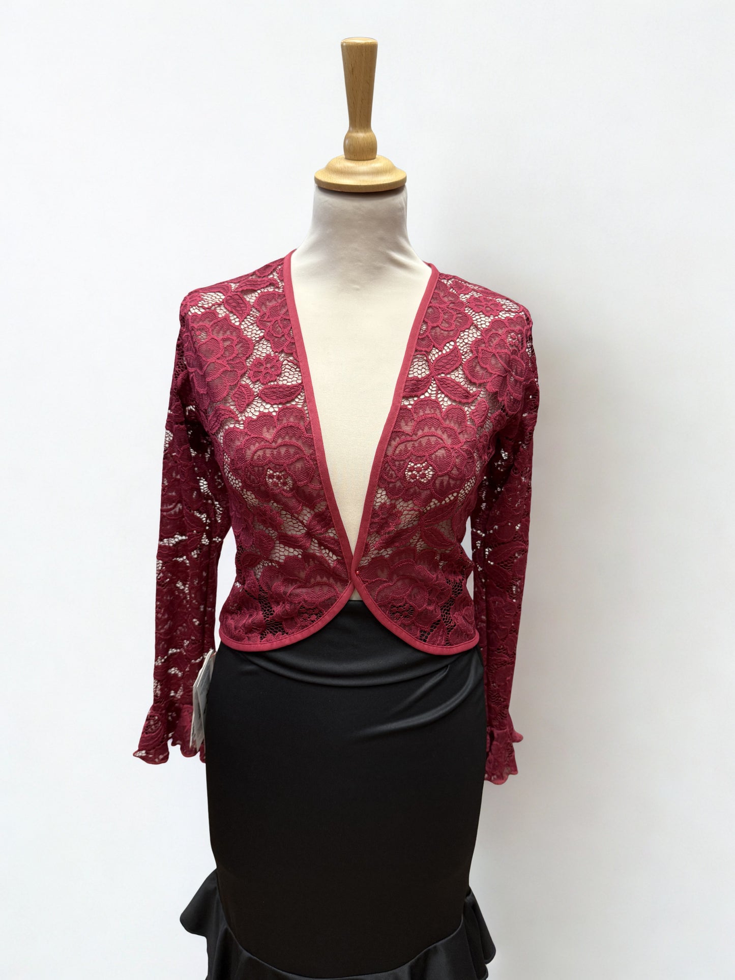 BLUSA/CHAQUETA BOLERA DE ENCAJE
