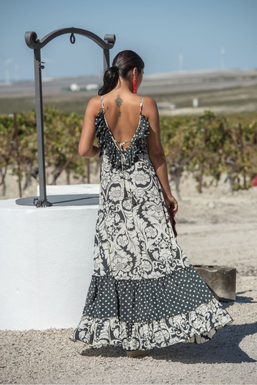 VESTIDO CON MOTIVOS ORNAMENTALES BICOLOR TALLA S